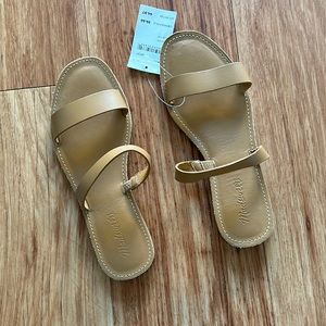 NWT Madewell casual tan sandal